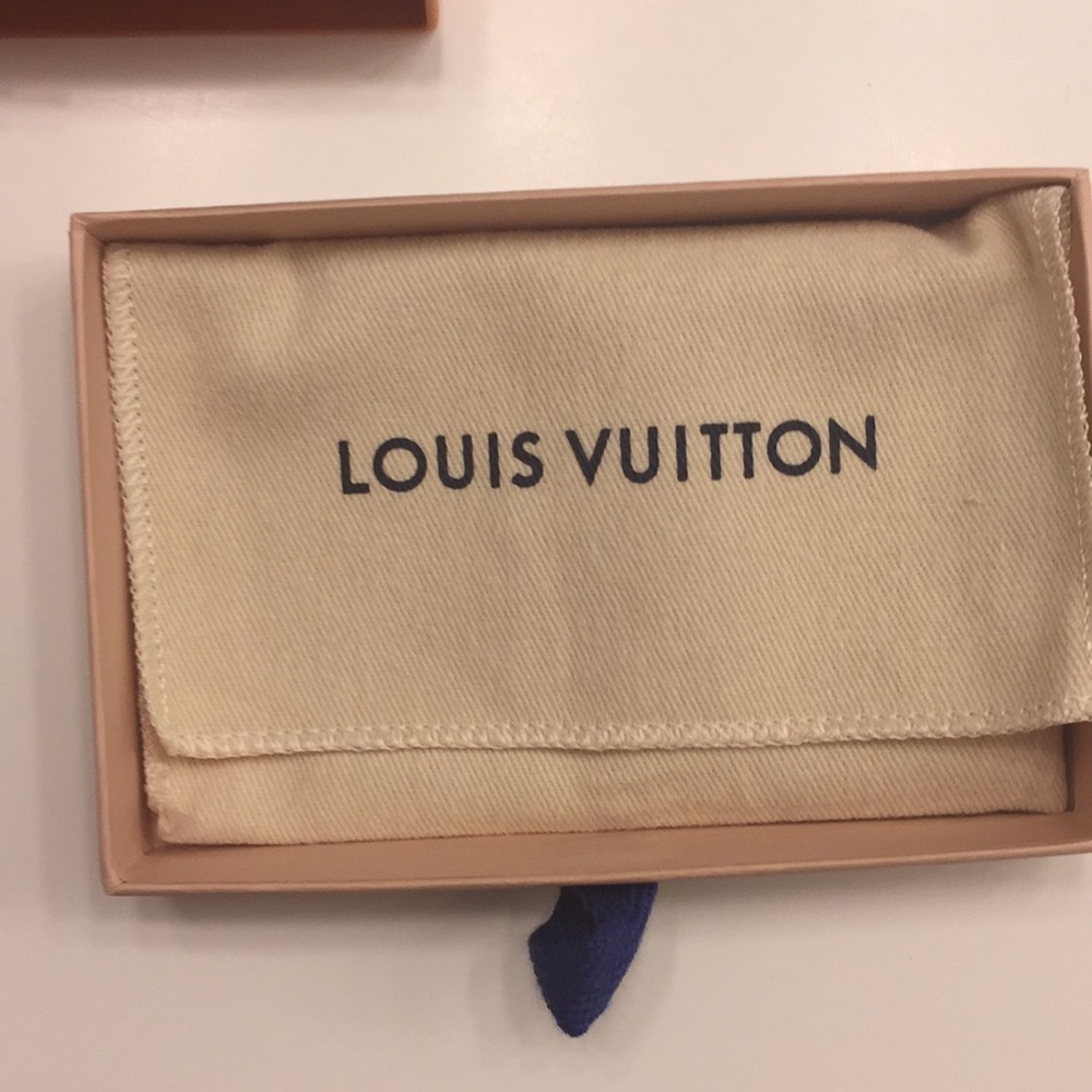 LOUIS VUITTON keep it bracelet - Picture 2 of 5